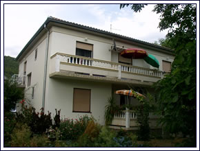 House Batifogo: Apartments and rooms - Island Rab, Banjol, Kvarner bay,  Croatia
