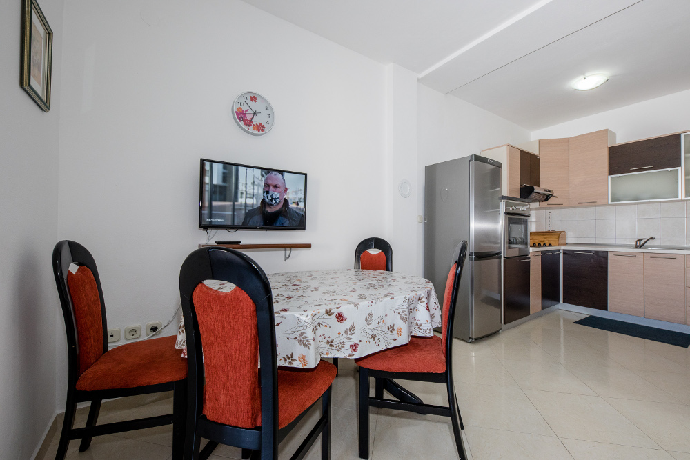 APARTMAN br.2