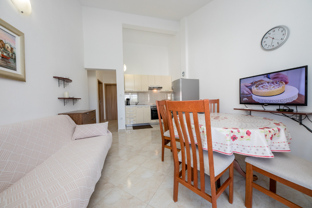 APARTMAN br.3